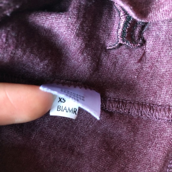 ❤️PINK VICTORIA’S SECRET SLEEPWEAR TOP+Fanny Pack - Picture 12 of 12